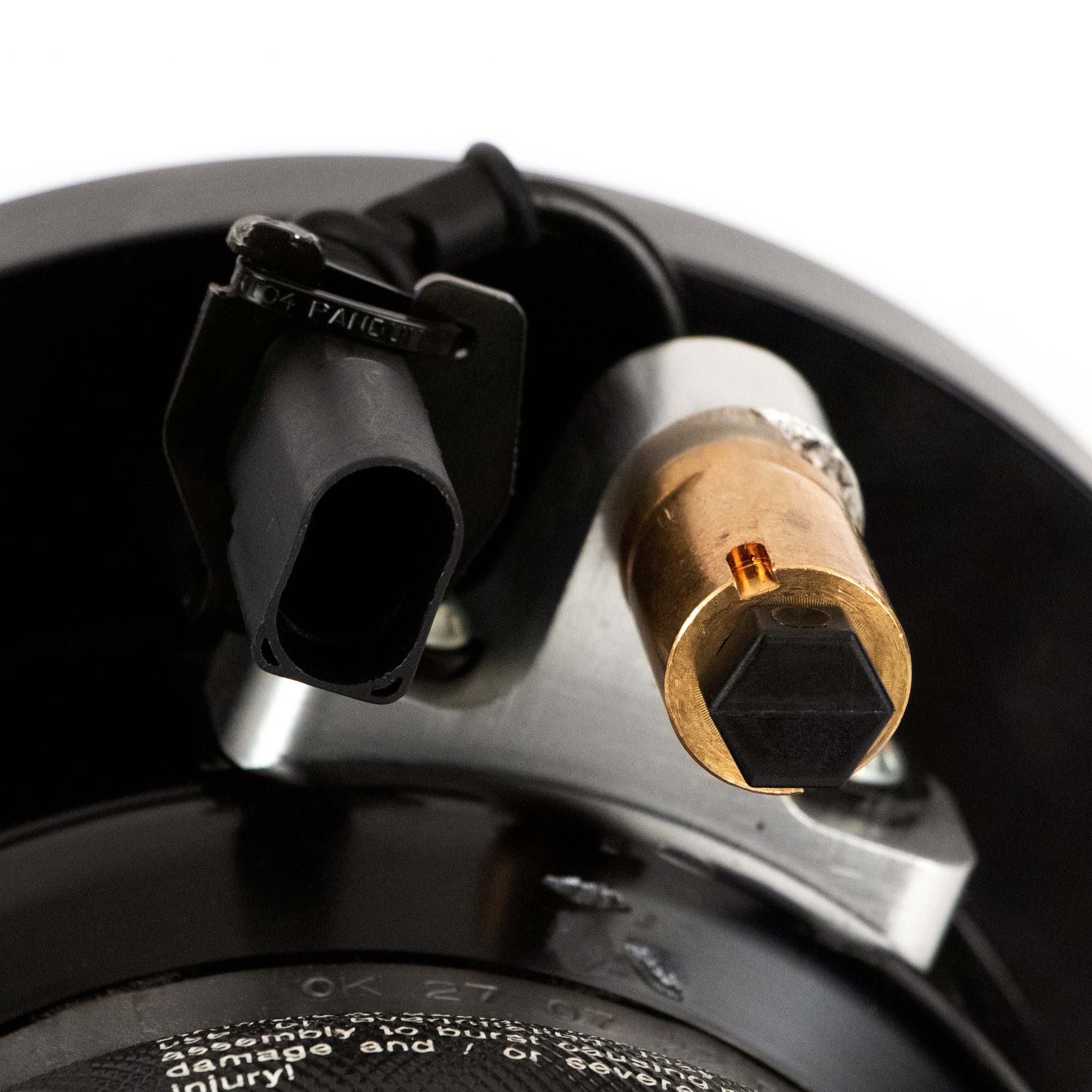 Front Air Suspension Strut | ARNOTT ASE-3631 Fits Porsche Macan 2015-2023 — image 6