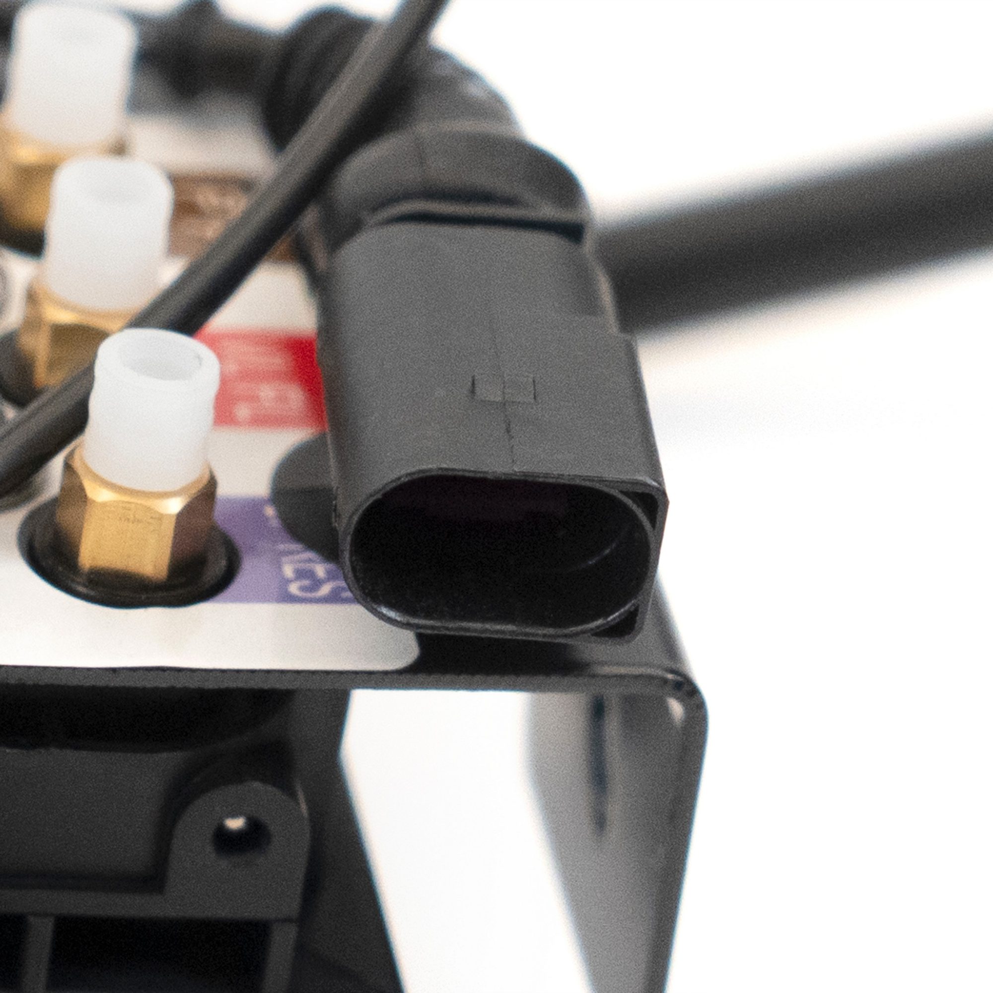 Air Suspension Compressor | ARNOTT P-3302 Fits Audi — image 2