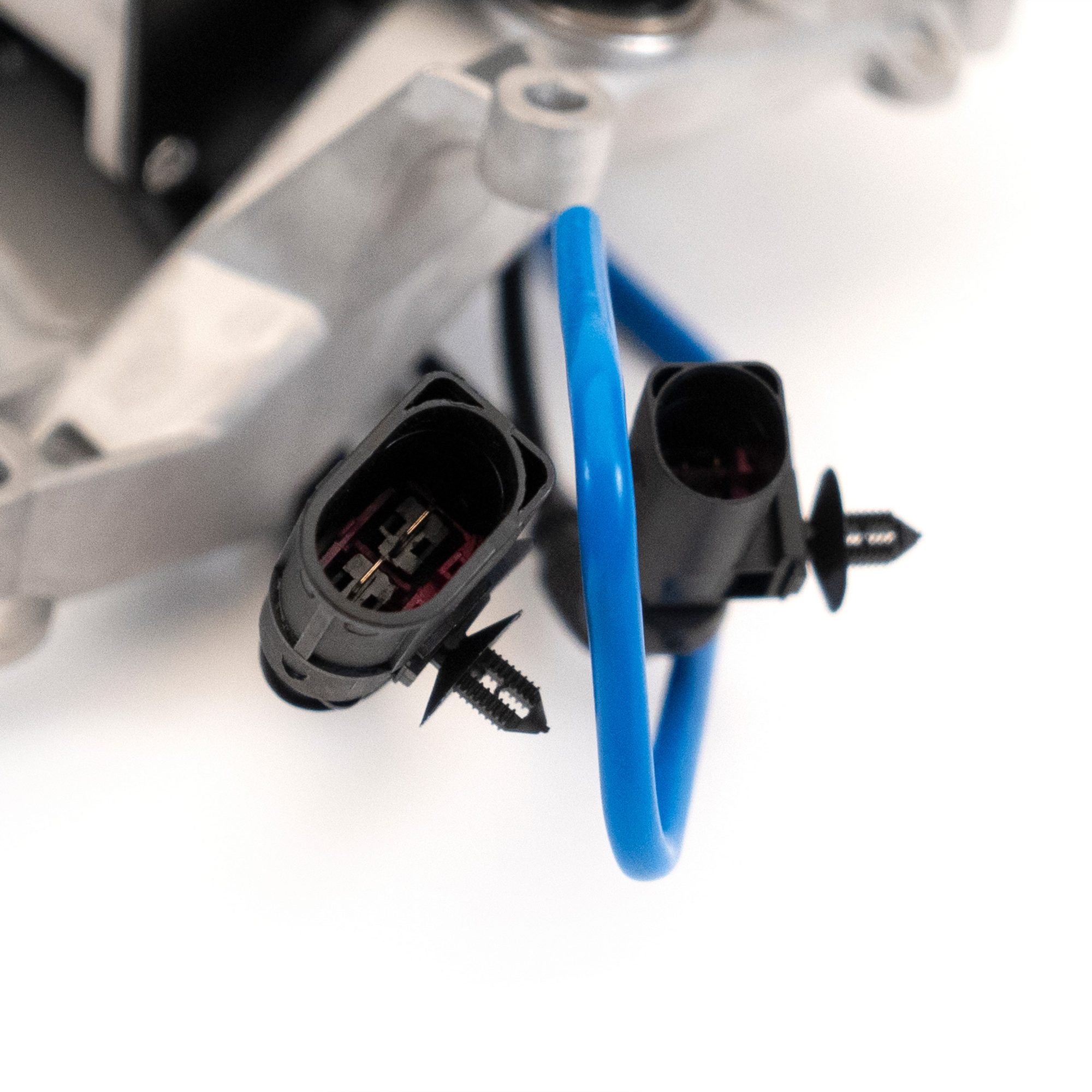 Air Suspension Compressor | ARNOTT P-3304 Fits Audi Volkswagen Porsche — image 2