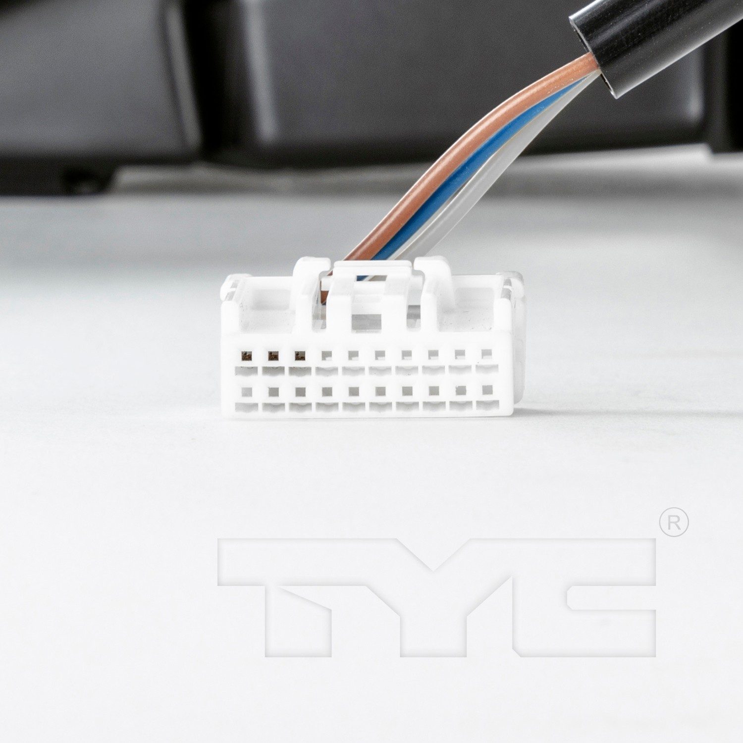 TYC Power Door Mirror — image 3