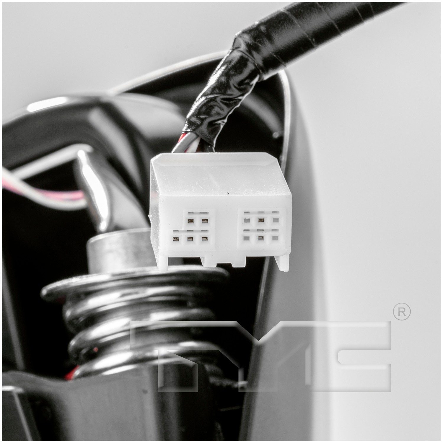 TYC Right Heated Power Door Mirror — image 3