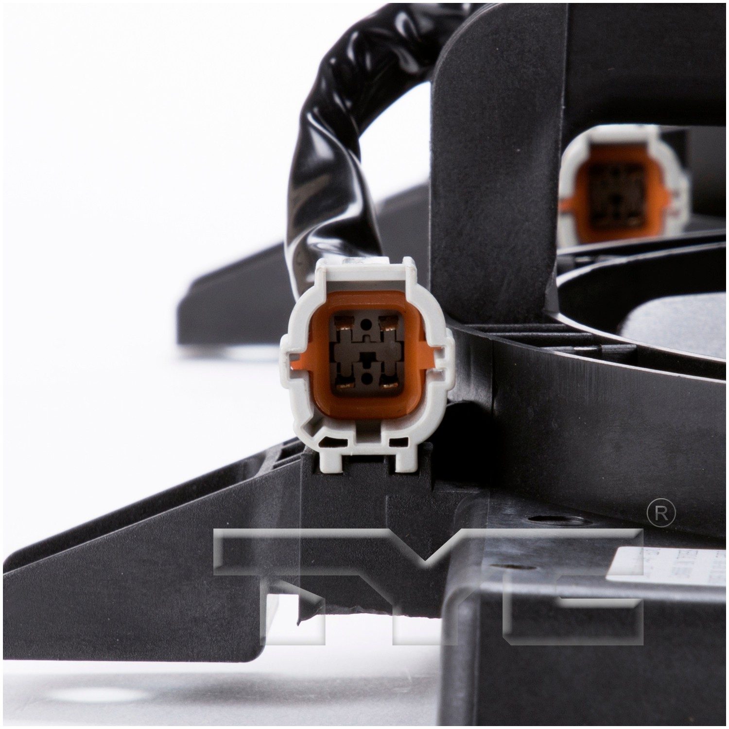 TYC Dual Radiator and Condenser Fan Assembly — image 3