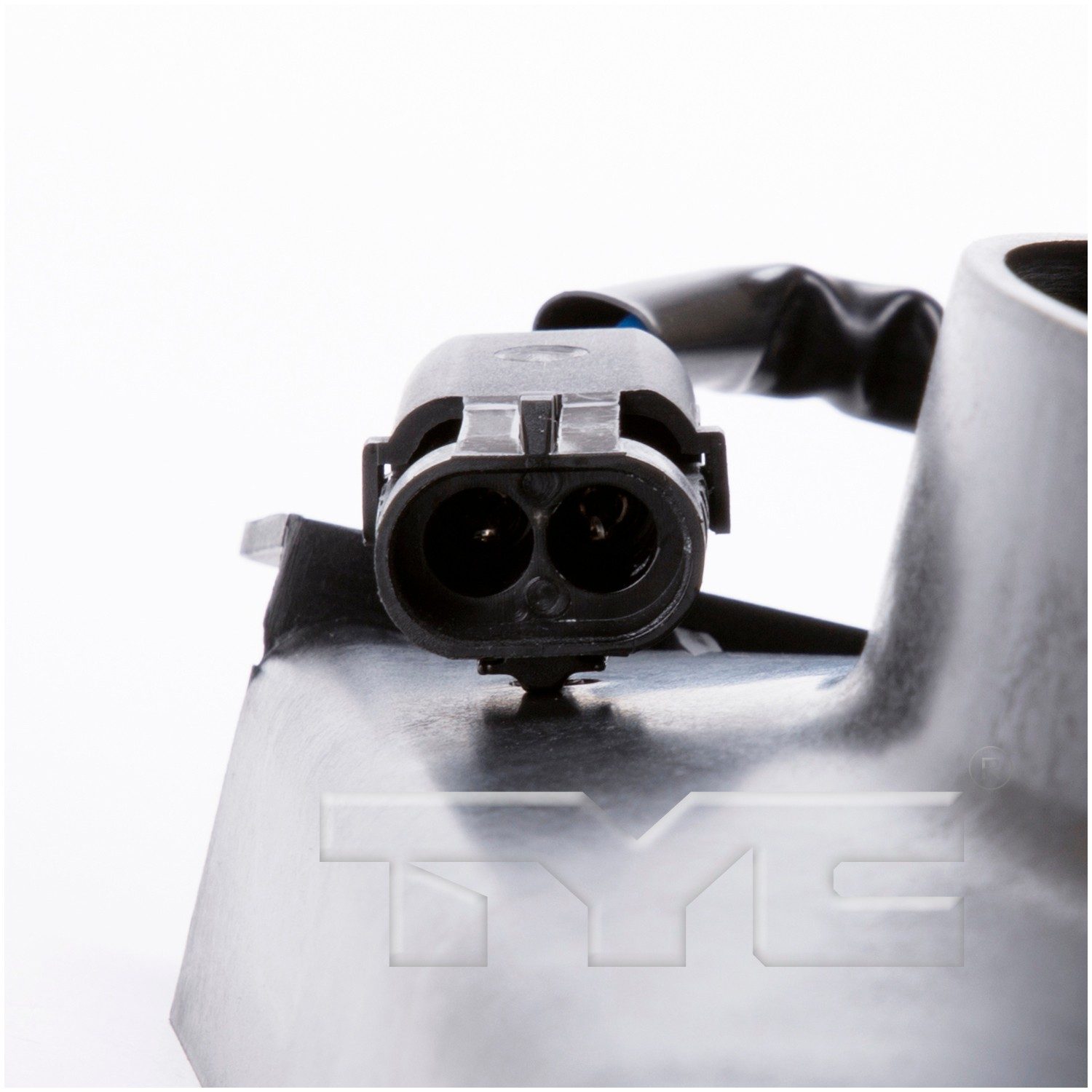 TYC Dual Radiator and Condenser Fan Assembly — image 3