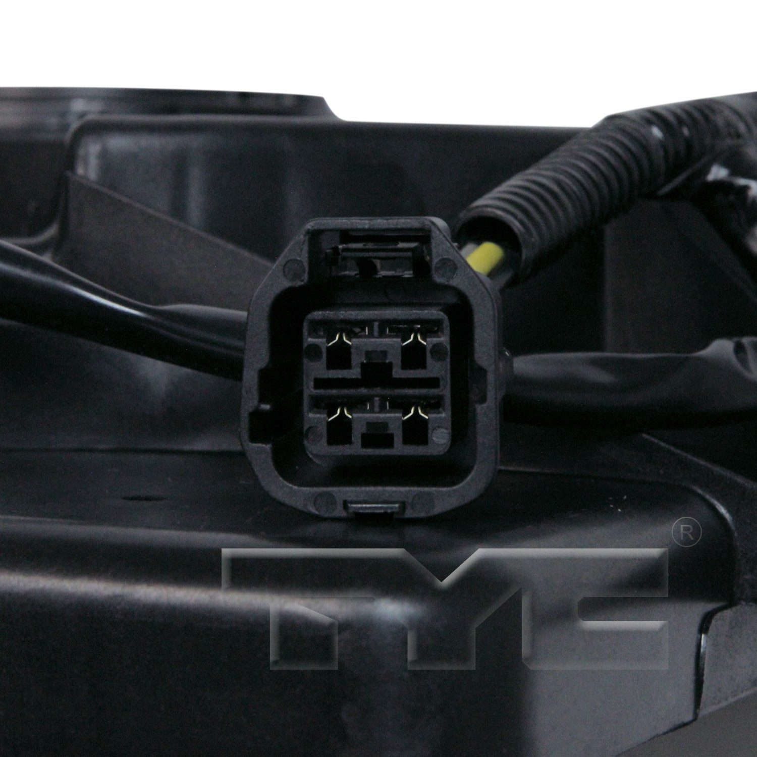 TYC Dual Radiator and Condenser Fan Assembly — image 3