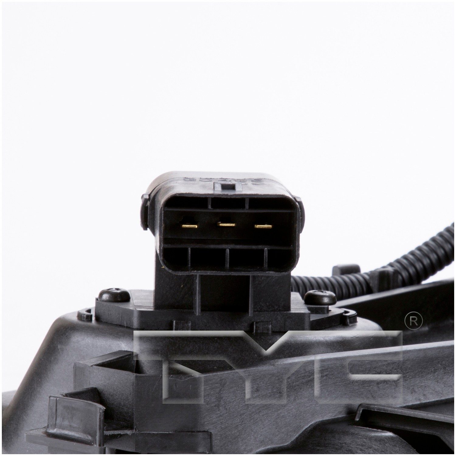 TYC Dual Radiator and Condenser Fan Assembly — image 3