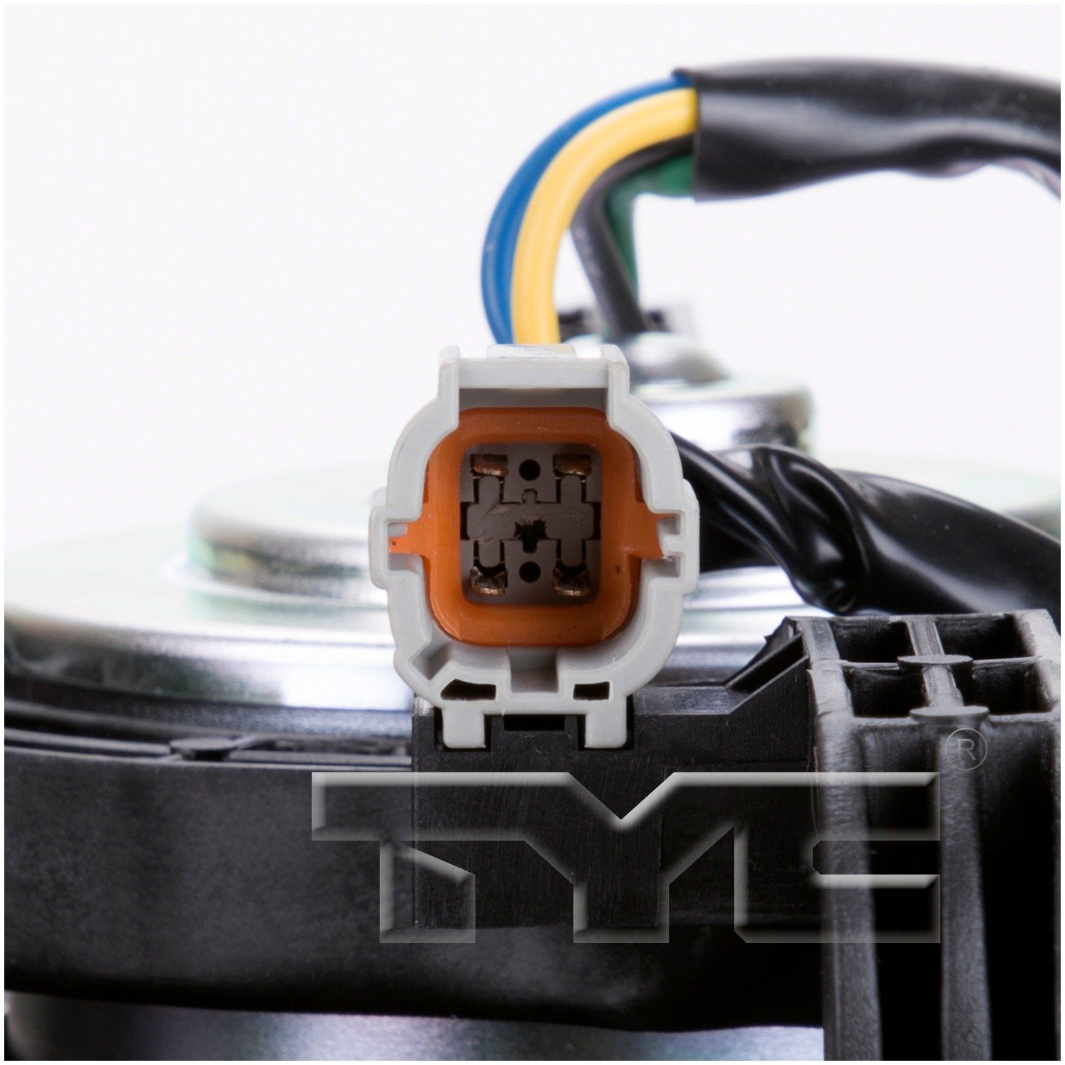 TYC Dual Radiator and Condenser Fan Assembly — image 3