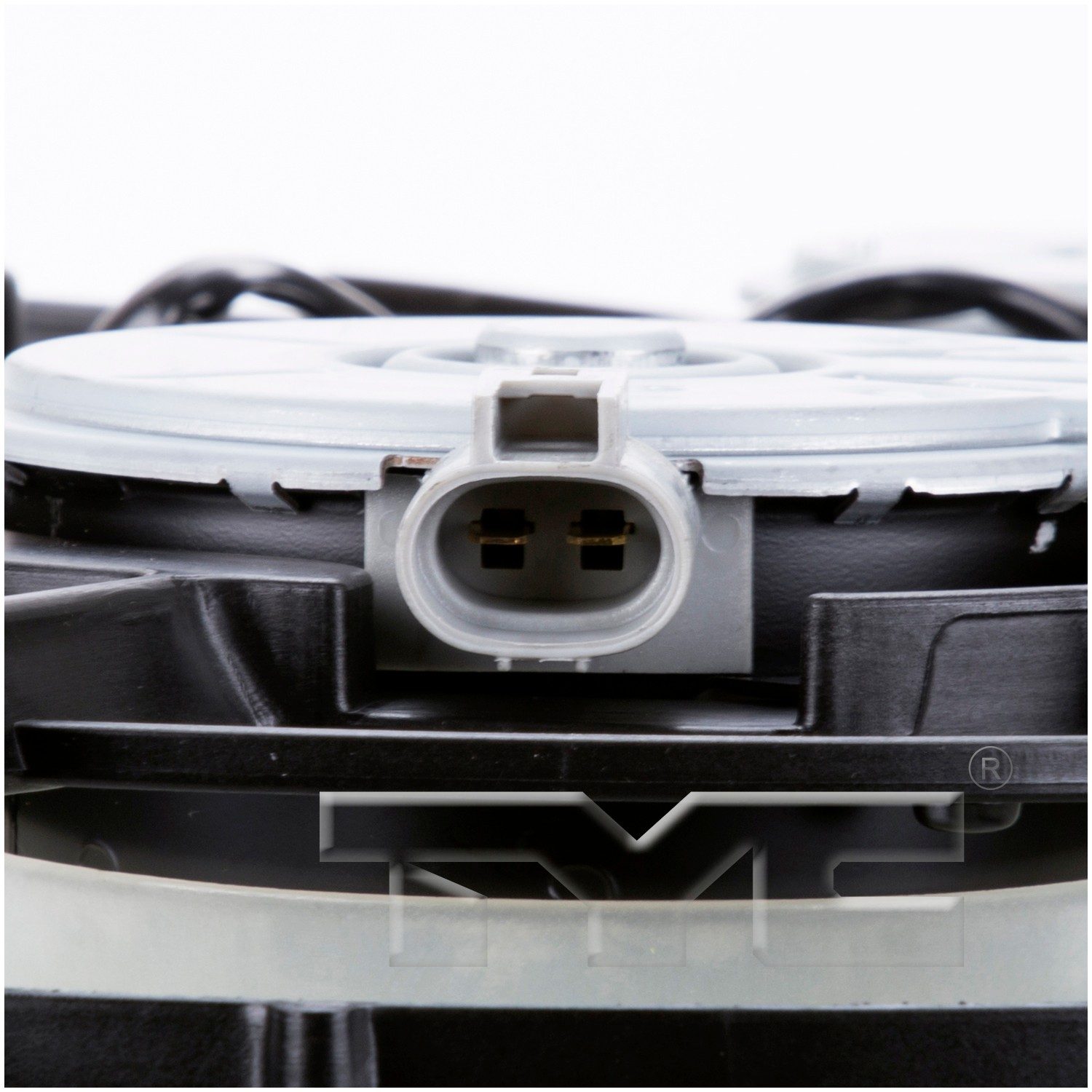 TYC Dual Radiator and Condenser Fan Assembly — image 3