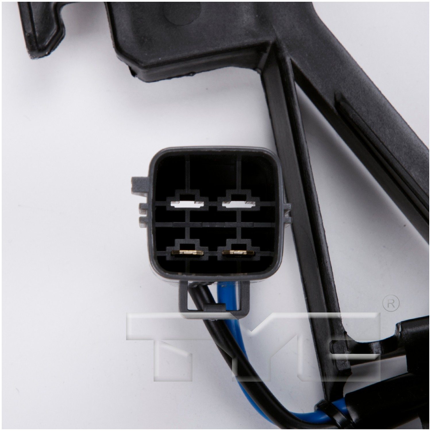 TYC Dual Radiator and Condenser Fan Assembly — image 3