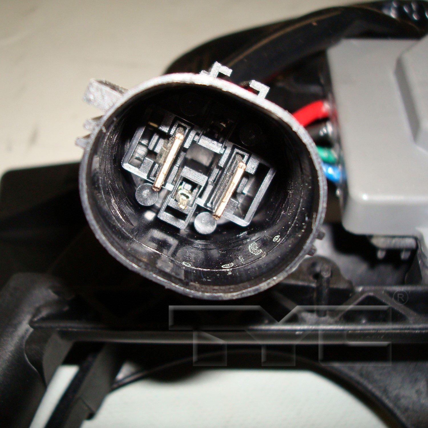 TYC Dual Radiator and Condenser Fan Assembly — image 3