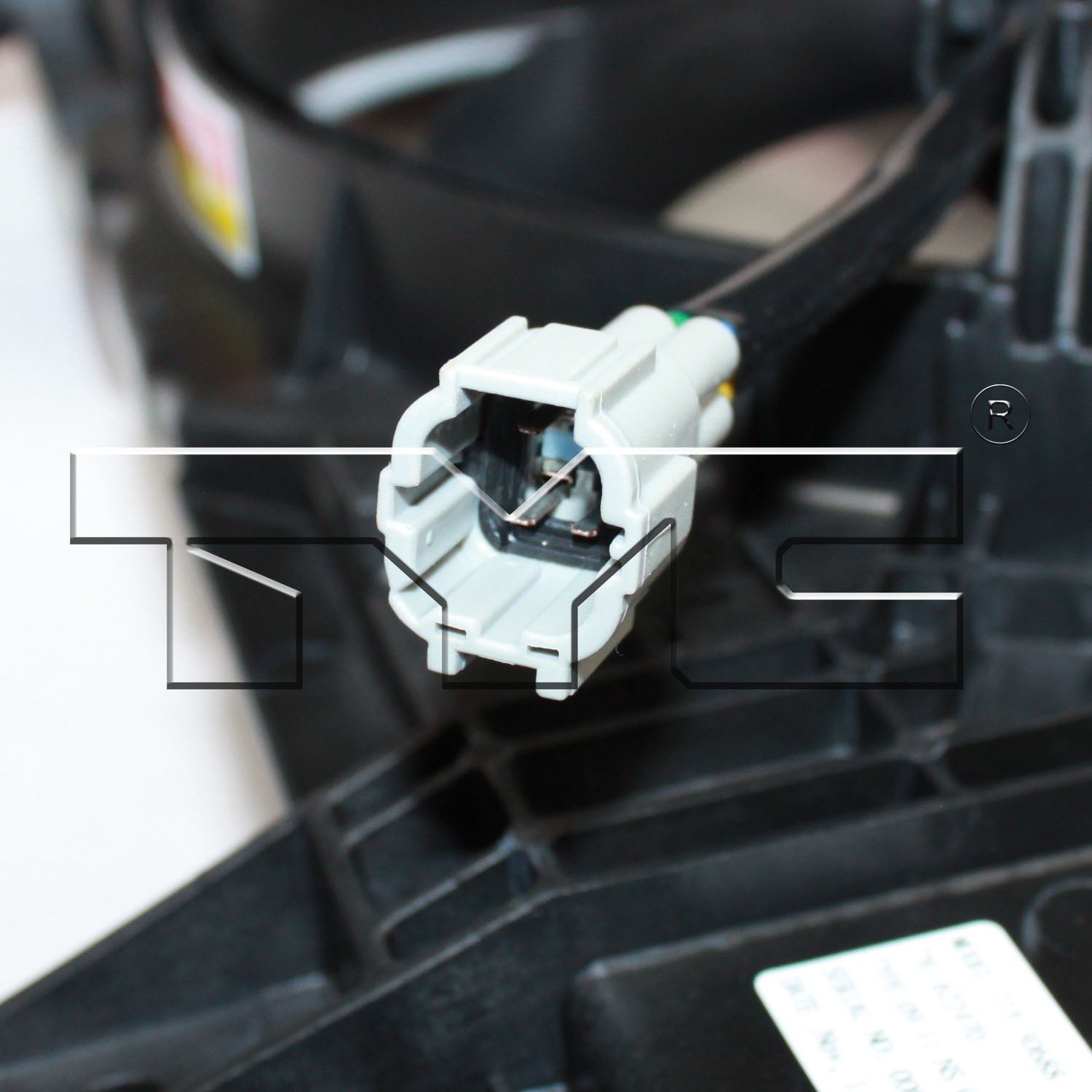 TYC Dual Radiator and Condenser Fan Assembly — image 3