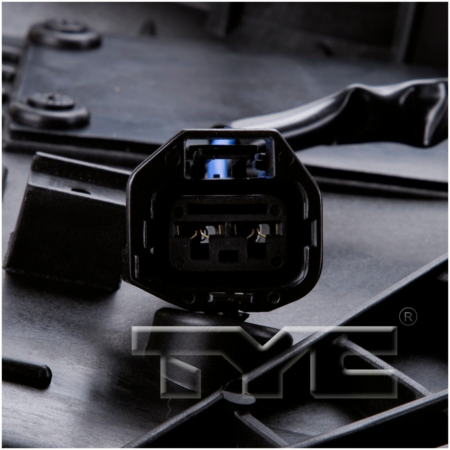 TYC Dual Radiator and Condenser Fan Assembly — image 3
