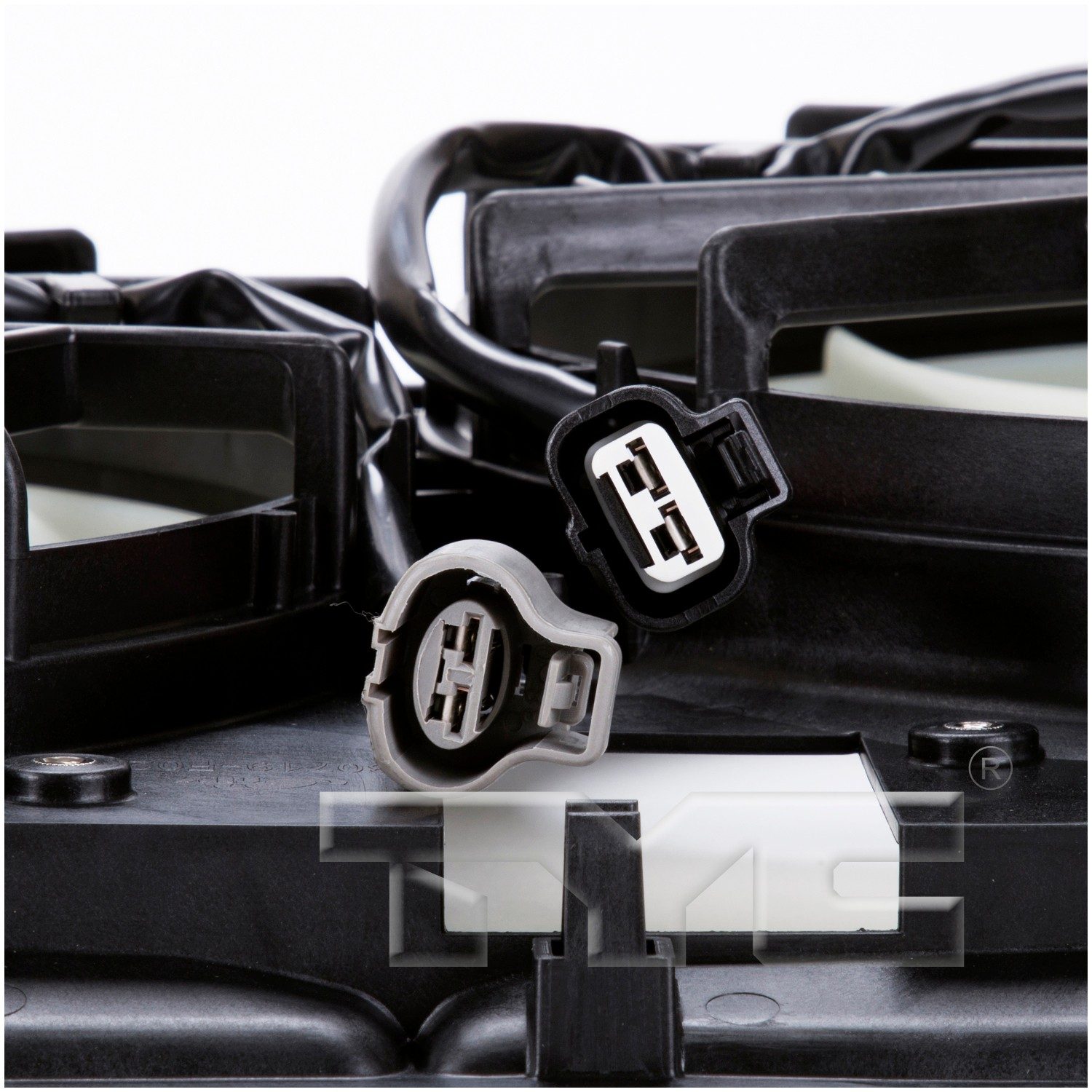 TYC Dual Radiator and Condenser Fan Assembly — image 3