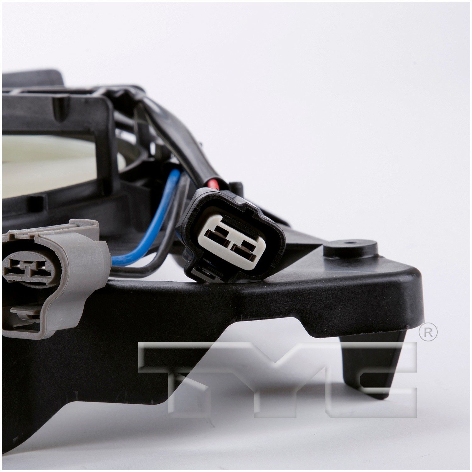 TYC Dual Radiator and Condenser Fan Assembly — image 3