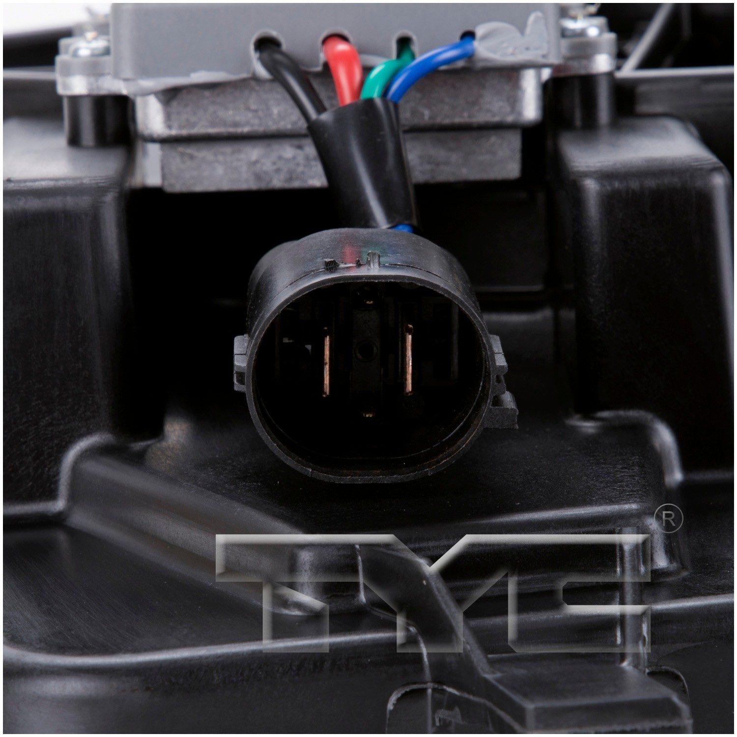 TYC Dual Radiator and Condenser Fan Assembly — image 3