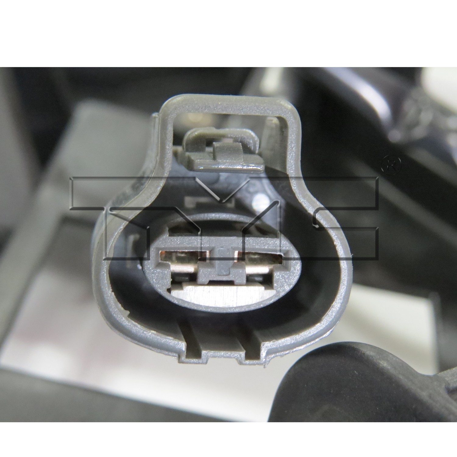 TYC Dual Radiator and Condenser Fan Assembly — image 3