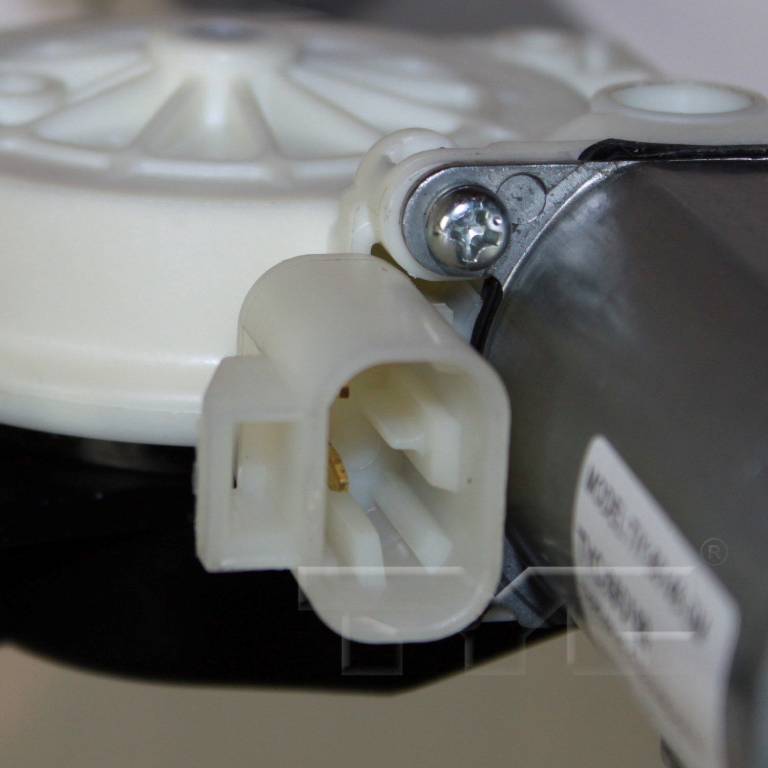 TYC Window Motor and Regulator Assembly — image 3