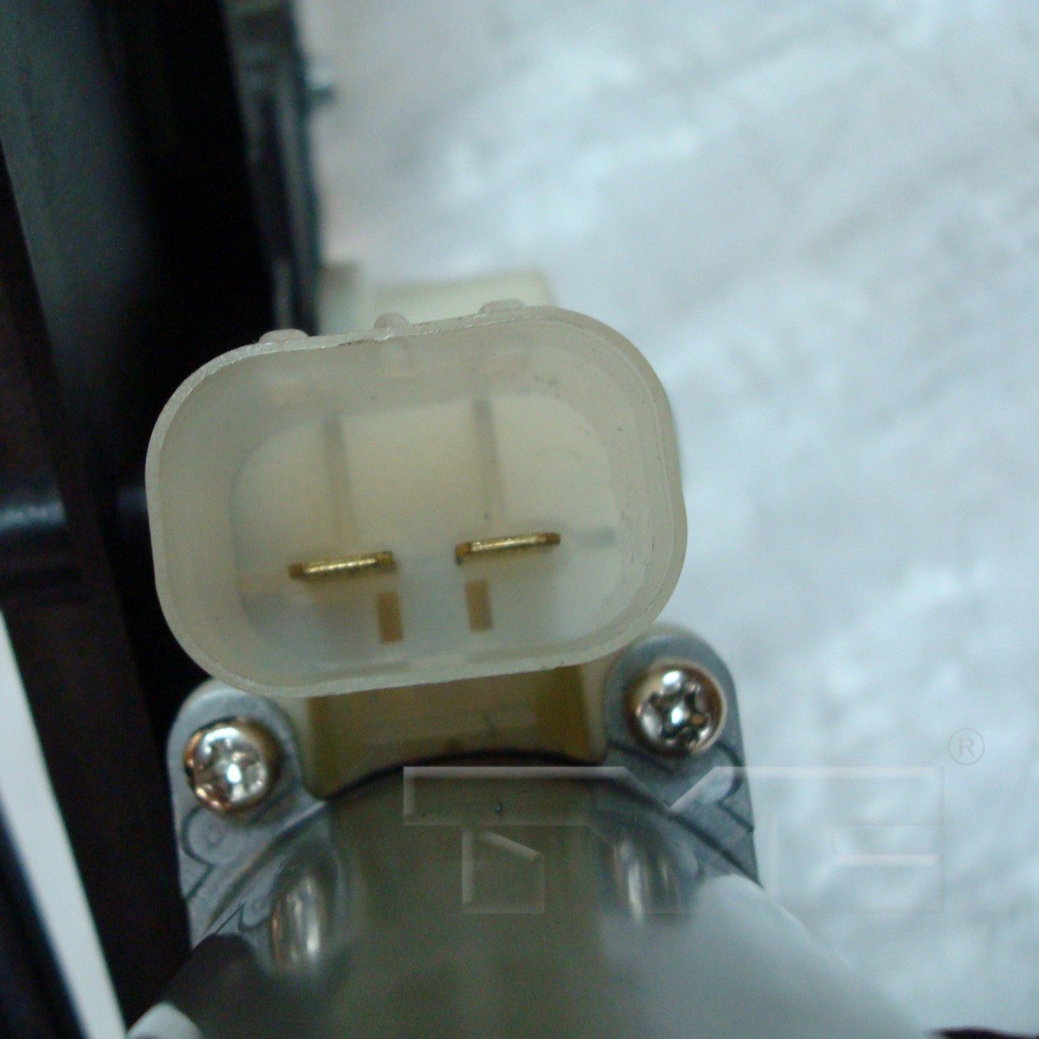 TYC Window Motor and Regulator Assembly — image 3